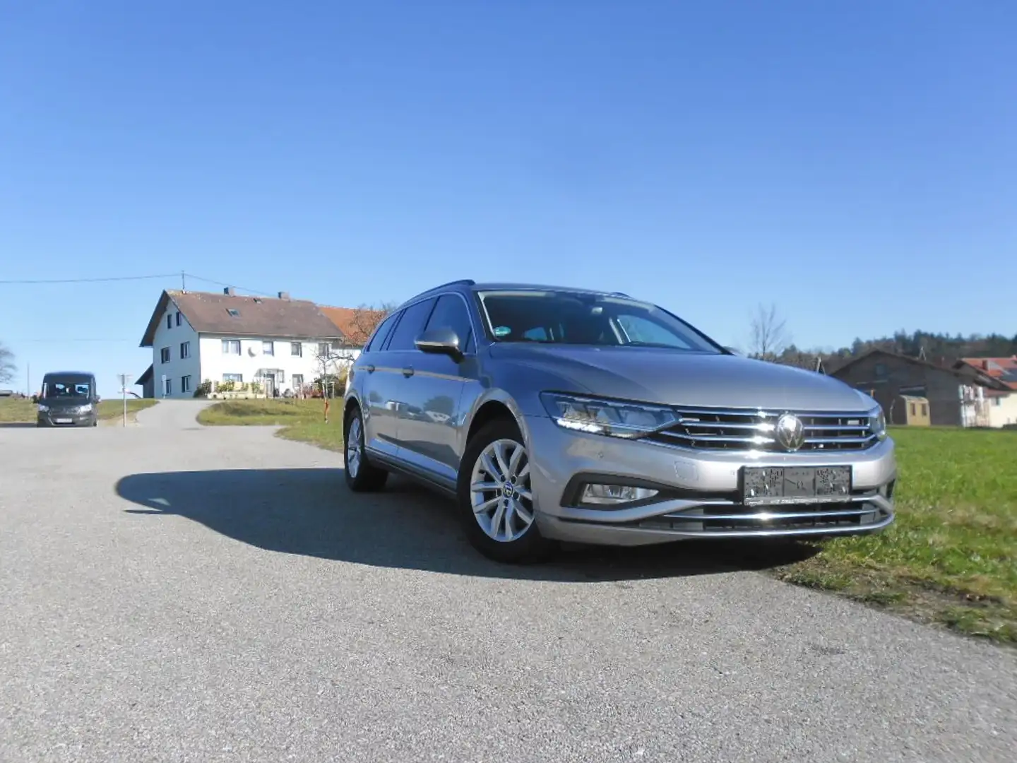 Volkswagen Passat Variant Business Silber - 1