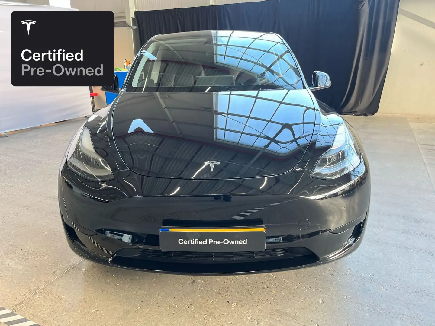 Tesla Model Y Rear-Wheel Drive “Certified Pre-Owned” Zwart - 2