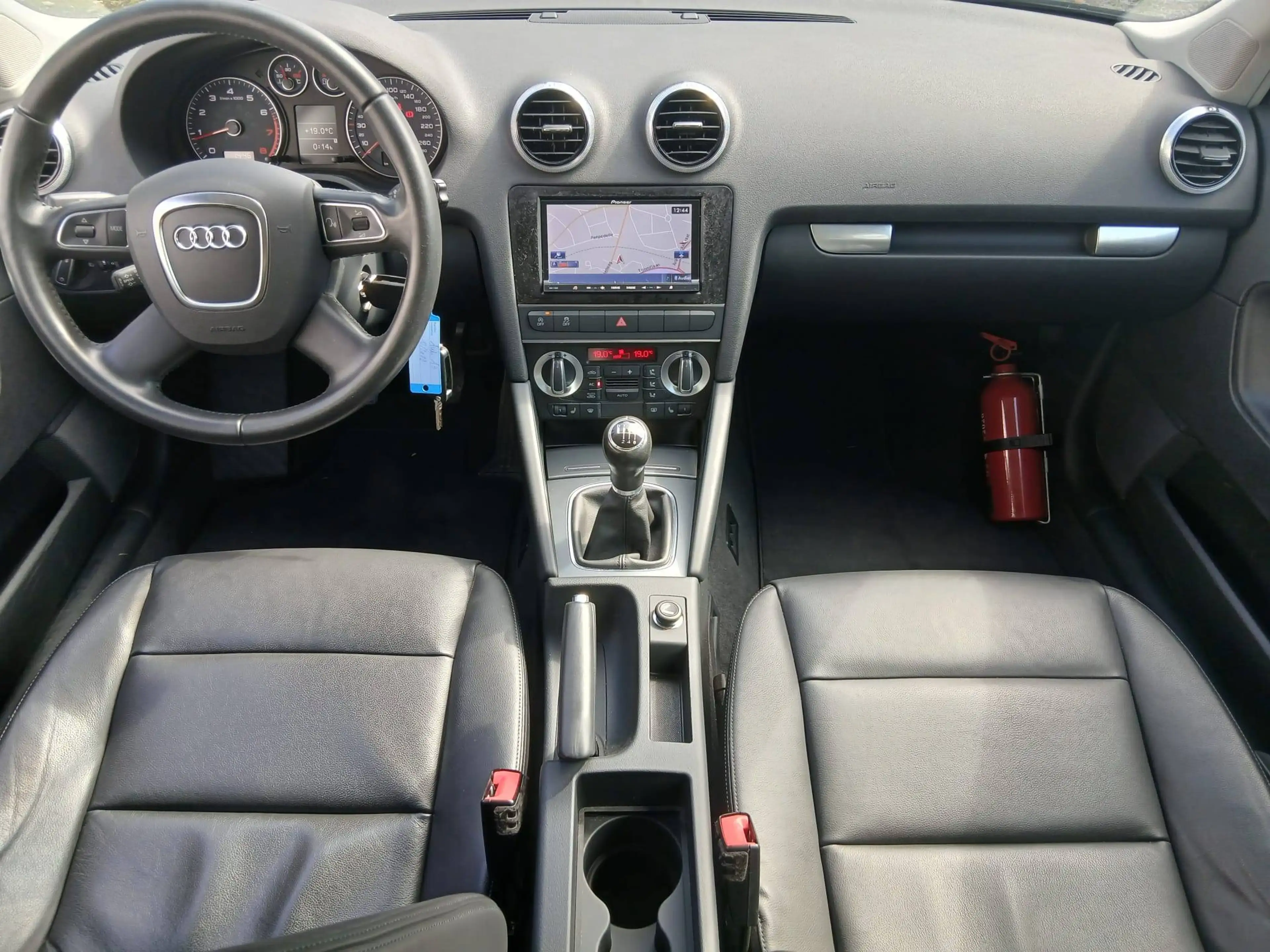 Audi A3 A3 Sportback 1.2 TFSI * ETAT EXCEPTIONNEL * AIRCO * PARK SENS AR * BLUETHOOT * 229X48 MOIS — photo 6