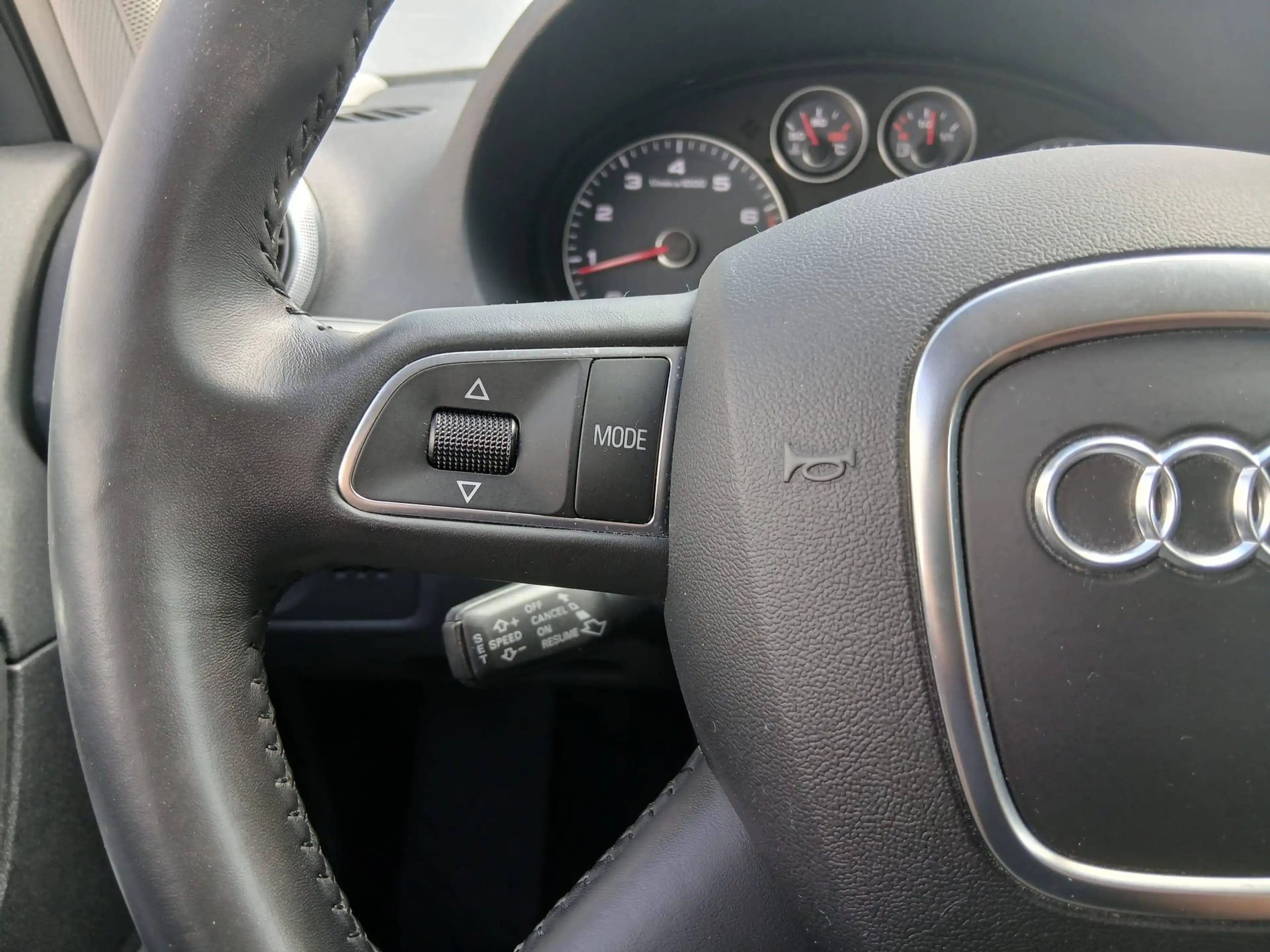 Audi A3 A3 Sportback 1.2 TFSI * ETAT EXCEPTIONNEL * AIRCO * PARK SENS AR * BLUETHOOT * 229X48 MOIS — photo 8