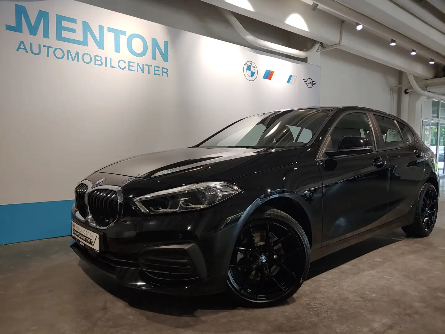 BMW 118 i Advantage/DAB/LED/Tempomat/Shz Schwarz - 2