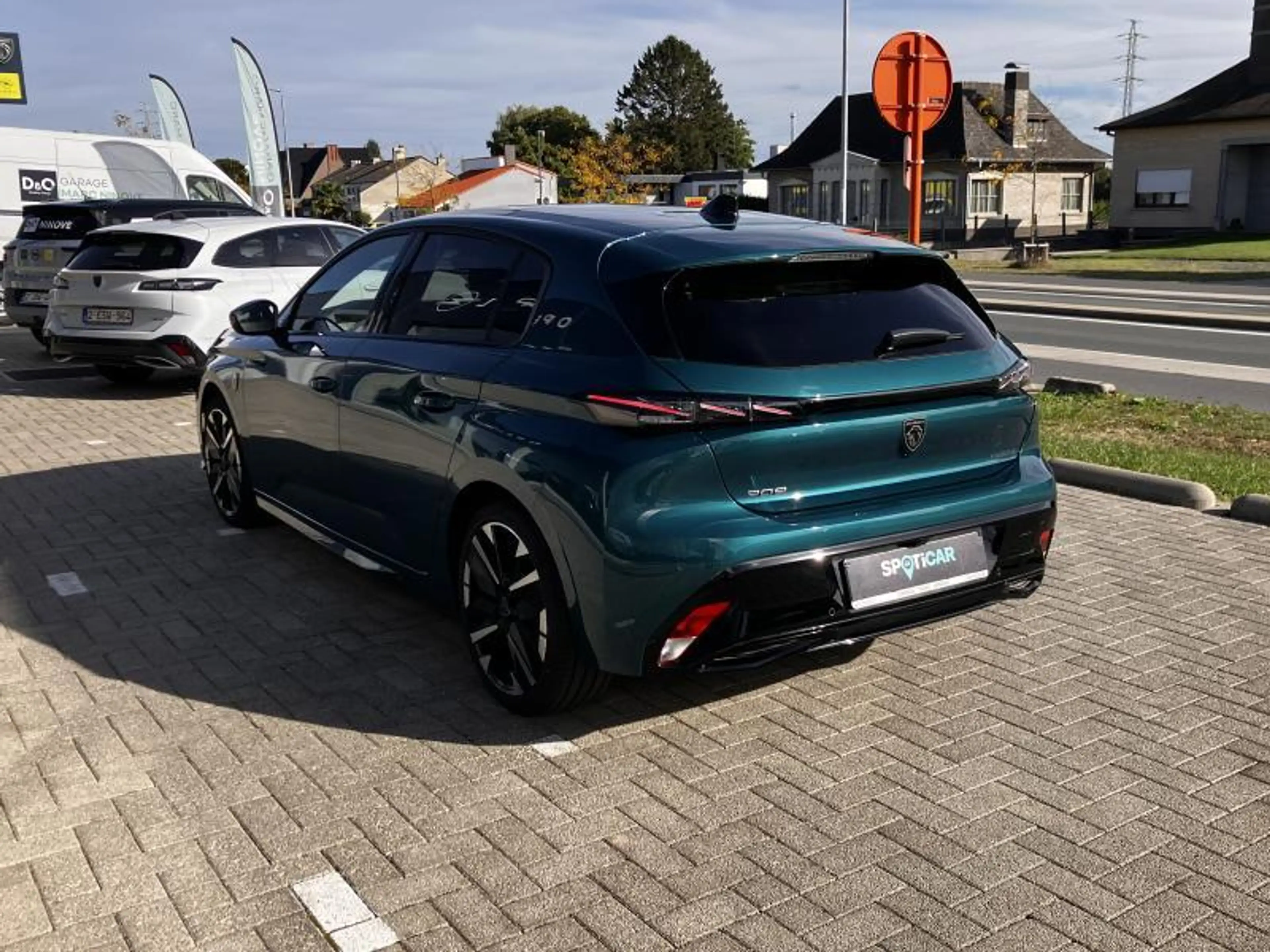 Peugeot 308 III & e- GT — photo 8
