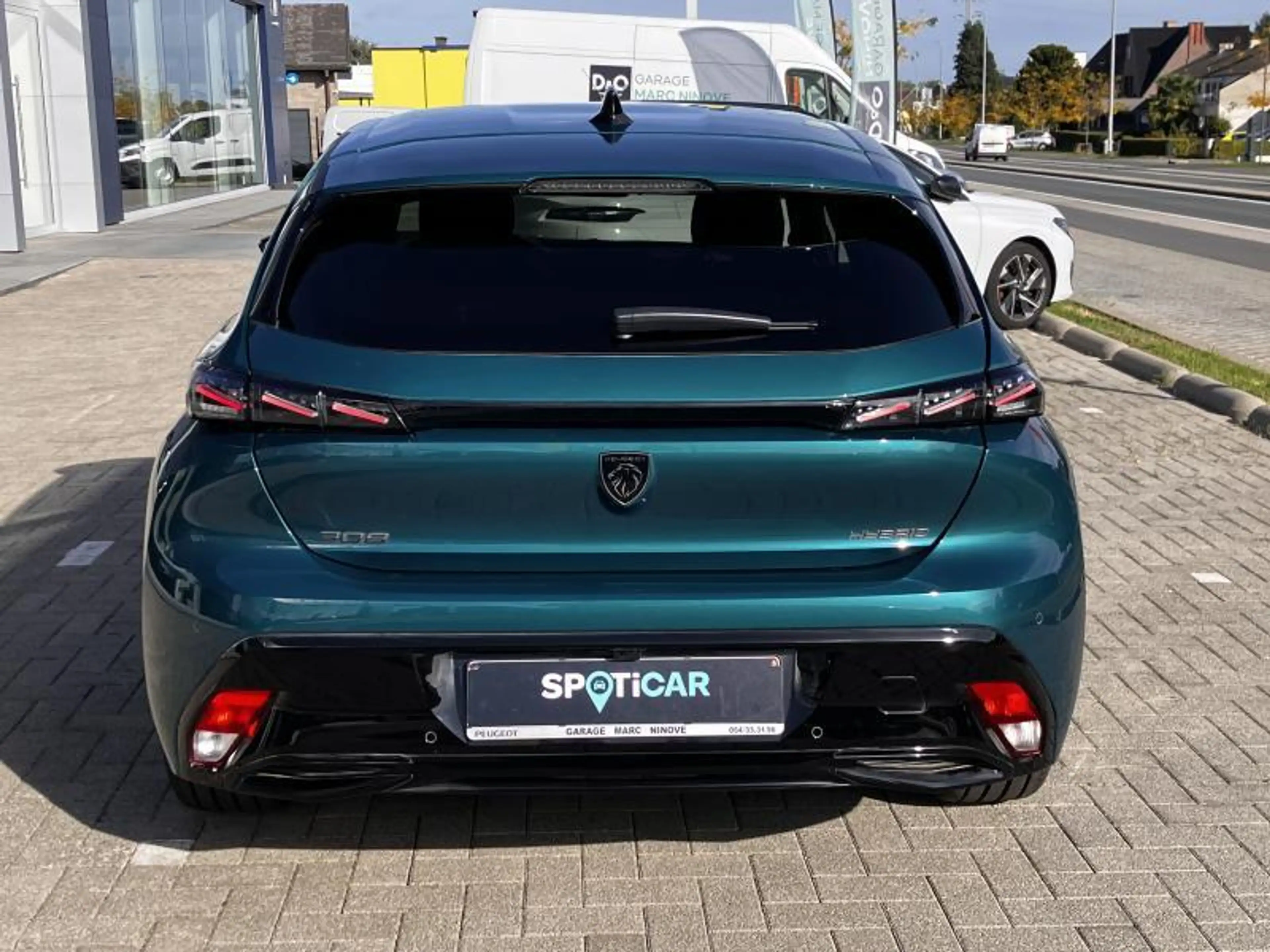 Peugeot 308 III & e- GT — photo 7
