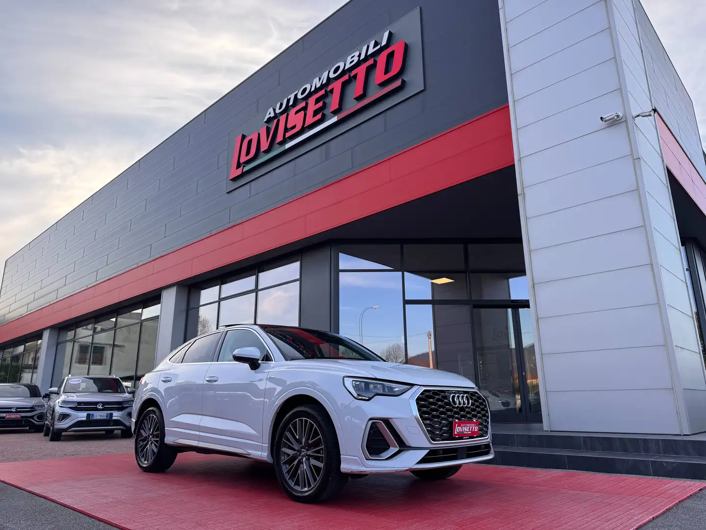 Audi Q3 sportback 35 1.5 tfsi S line edition Blanc - 1