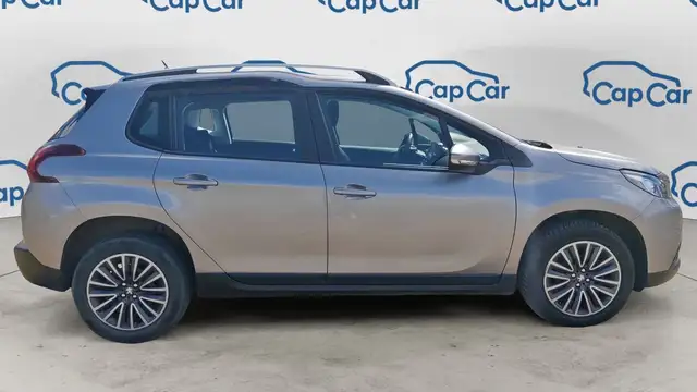Peugeot 2008 view 4