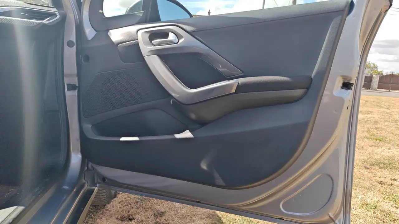 Peugeot 2008 2008 — photo 23
