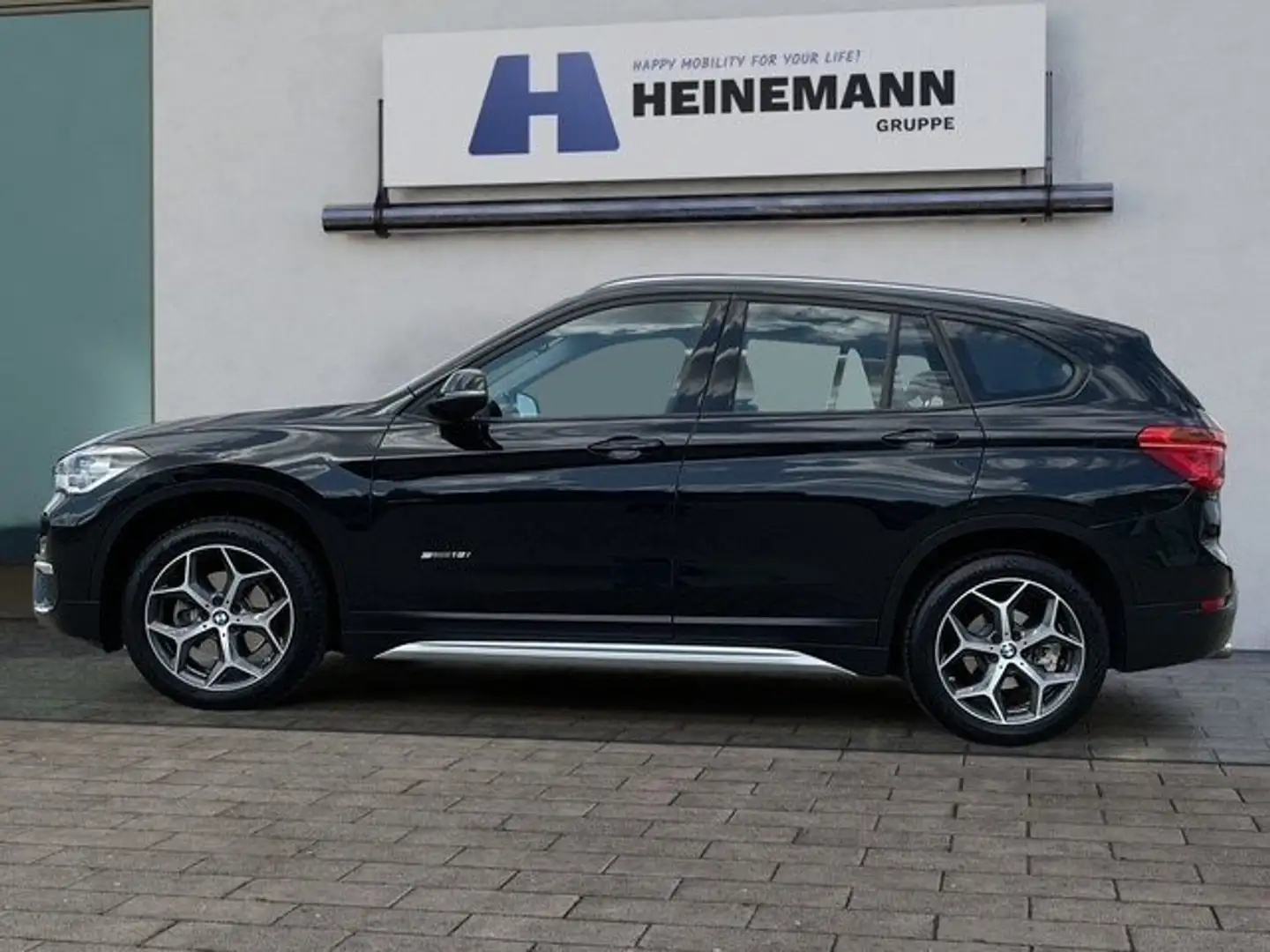 BMW Baur eihe X1 ,1,5, SDrive 18i, xLine Noir - 2