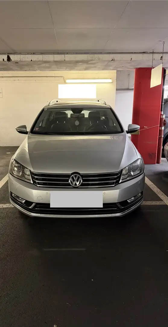 Volkswagen Passat Variant Passat Variant Highline BMT 1,4 TSI DSG Highline Silber - 1