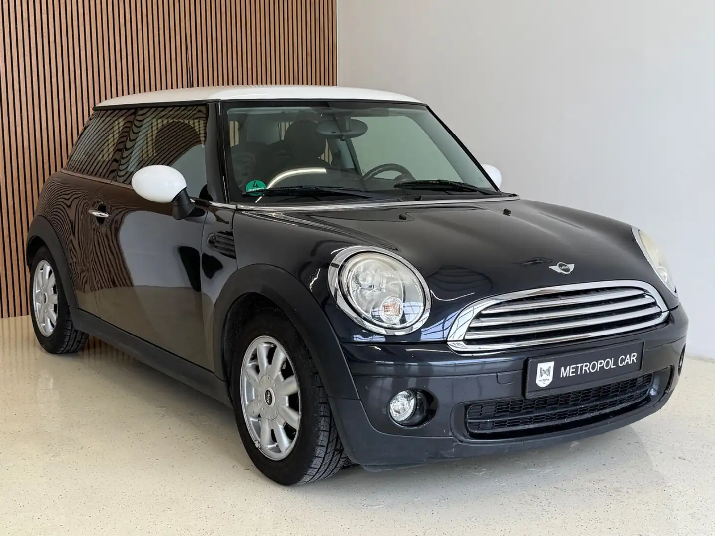 MINI Cooper 1.6 KLIMA/PDC/ZV/TÜV 02.2026 Negro - 1