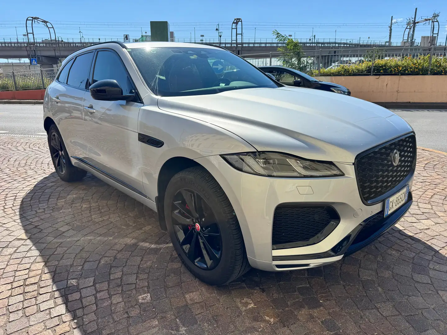 Jaguar F-Pace F-Pace 2021 2.0 i4 R-Dynamic Black awd 250cv auto Gris - 2