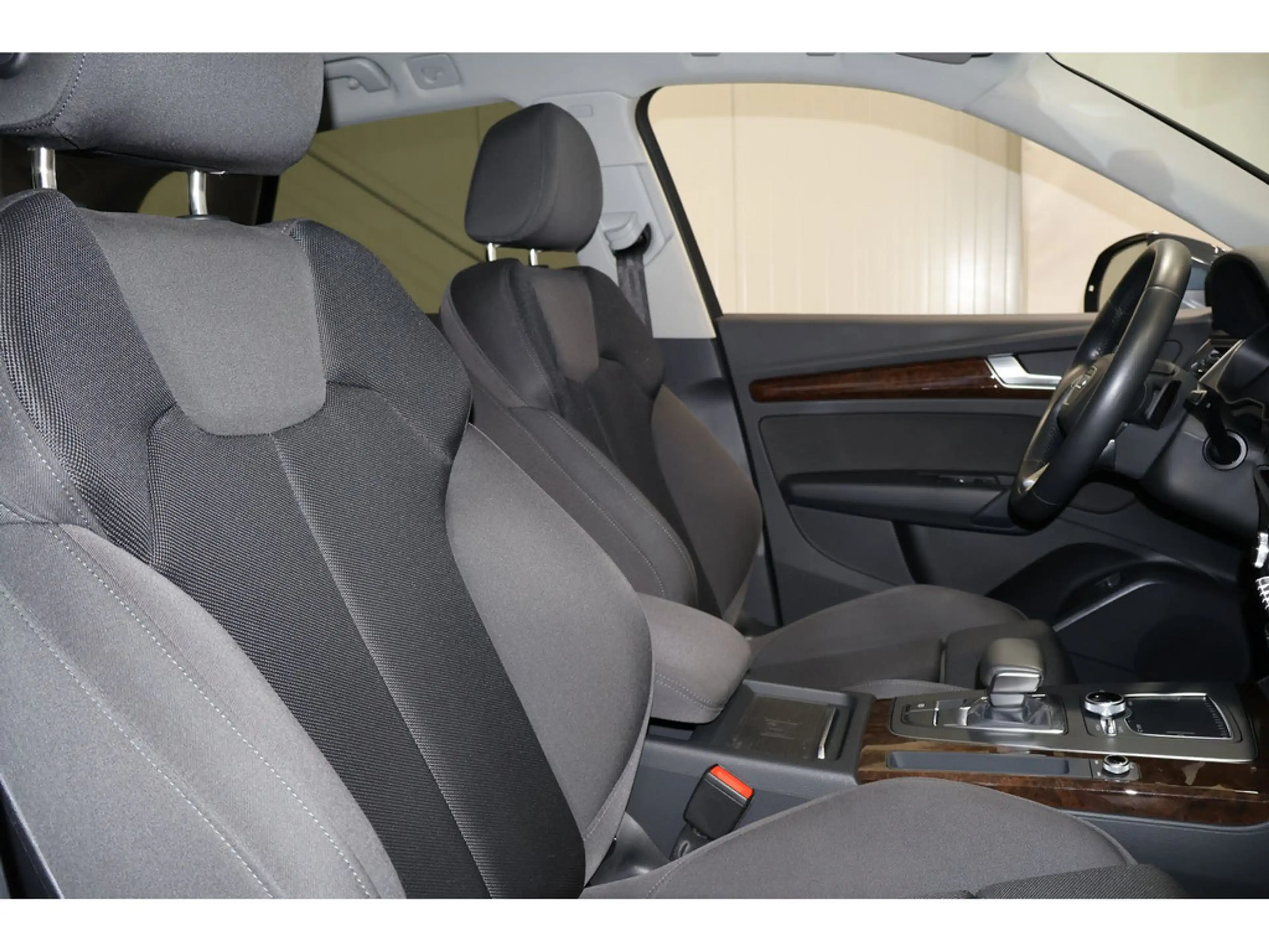 Audi Q5 50 TFSI e quattro sport Klima*R-Kamera*SH — photo 7