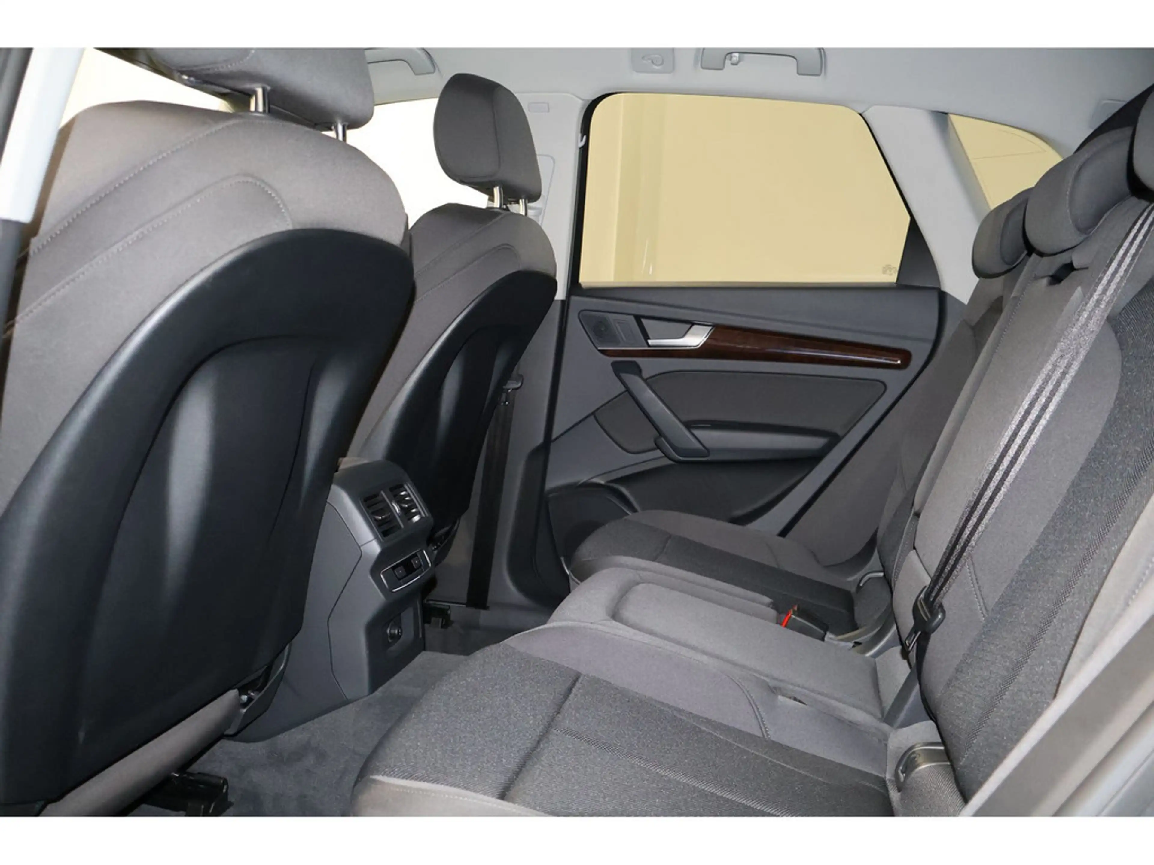 Audi Q5 50 TFSI e quattro sport Klima*R-Kamera*SH — photo 12
