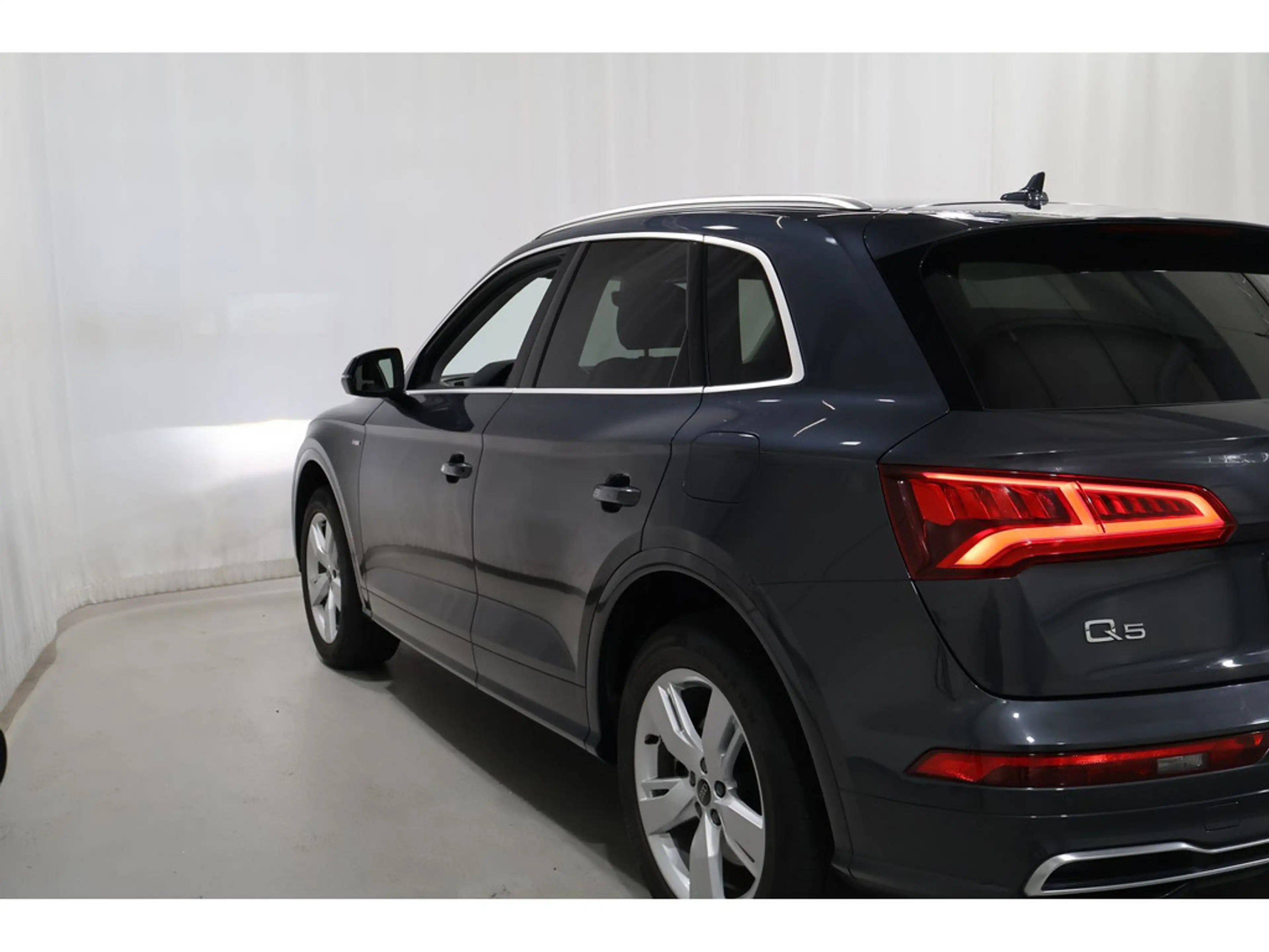 Audi Q5 50 TFSI e quattro sport Klima*R-Kamera*SH — photo 13
