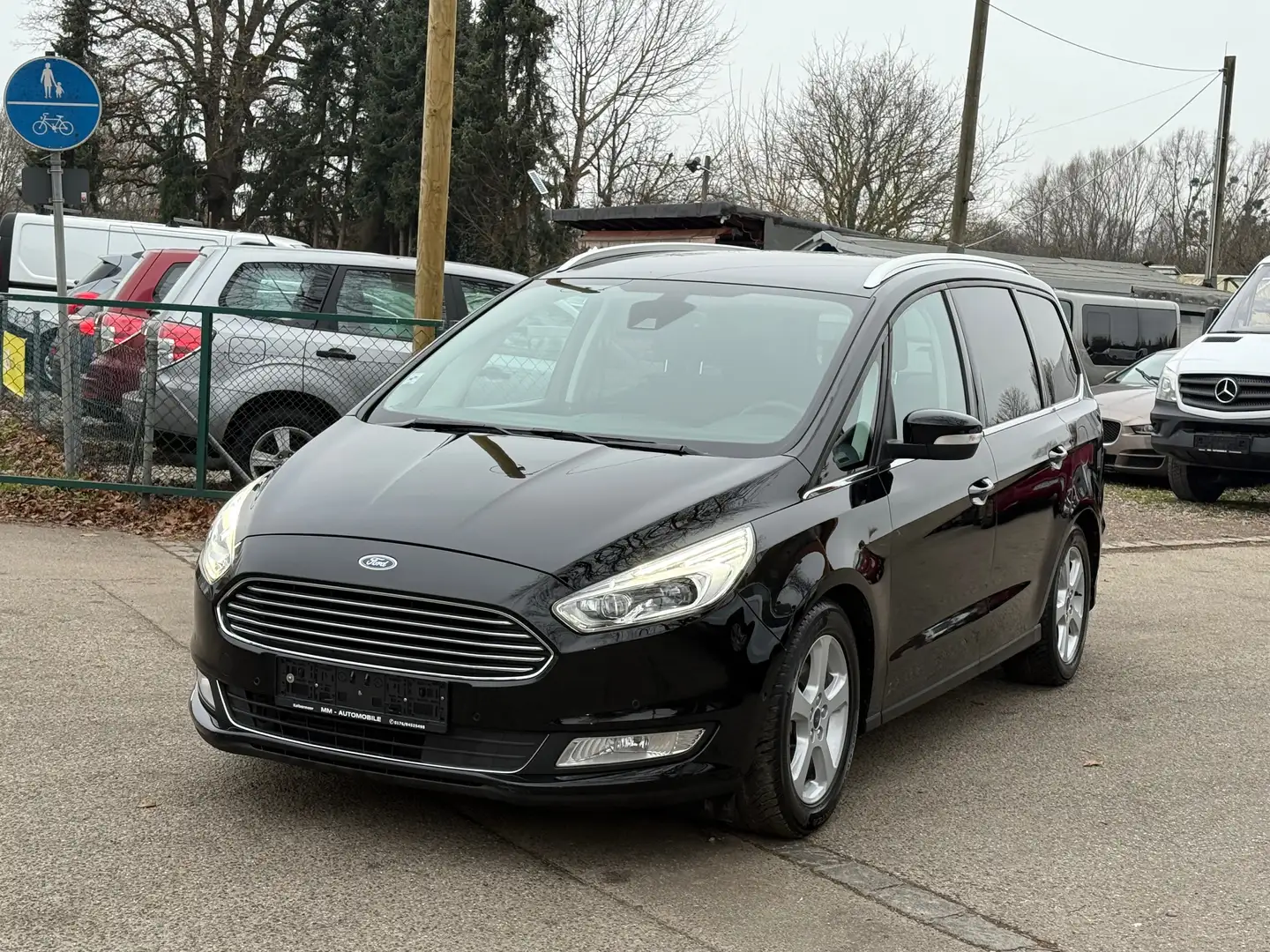 Ford Galaxy Titanium Schwarz - 1