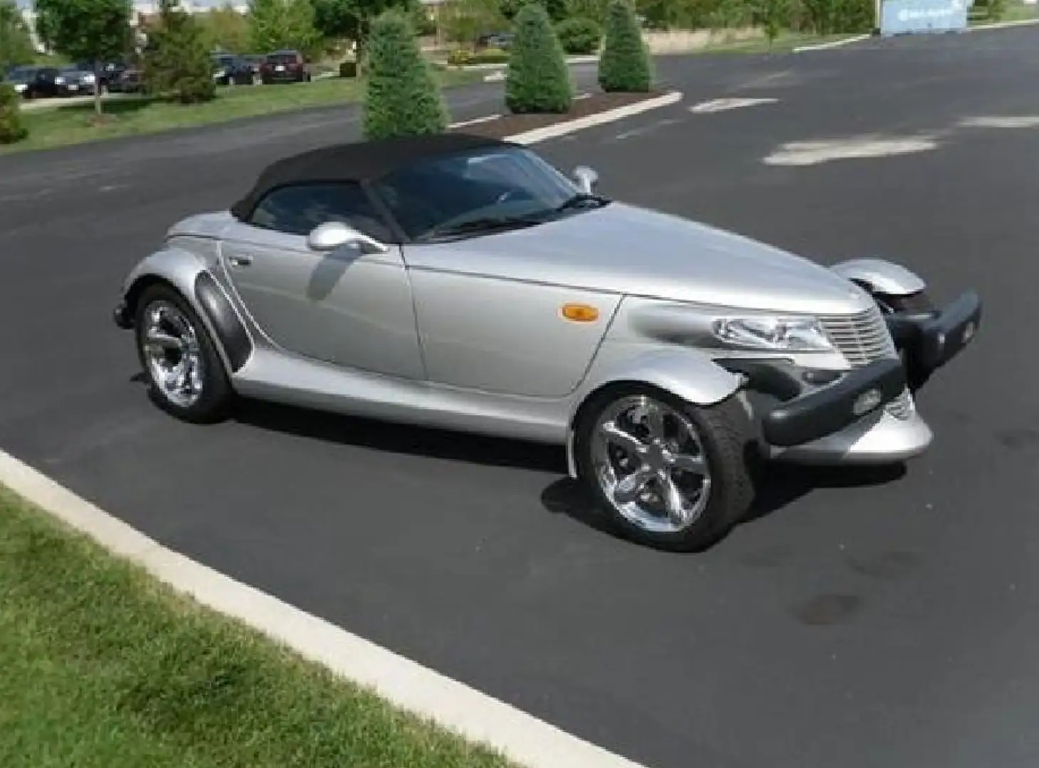 Plymouth Prowler Срібний - 1