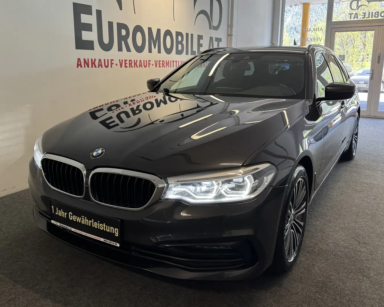 BMW 520 d xDrive Sport-Line *360°*AHK*Ambil*LiveCP*LED* Grau - 1