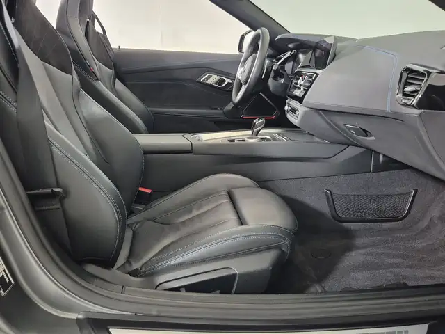 BMW Z4 view 11