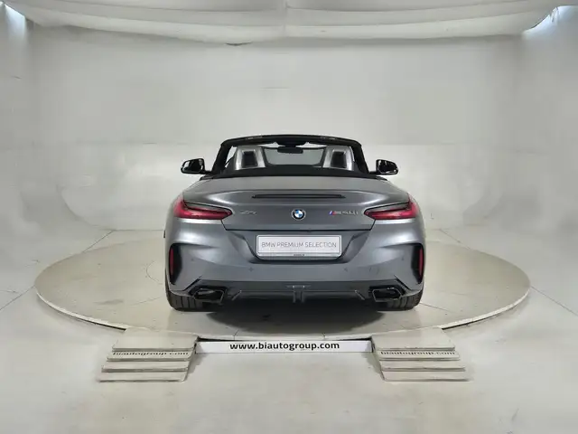BMW Z4 view 4