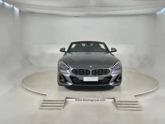 BMW Z4 view 3