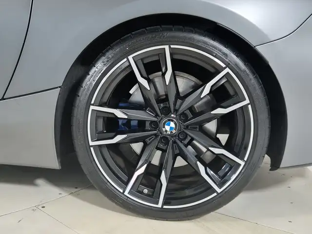 BMW Z4 view 15