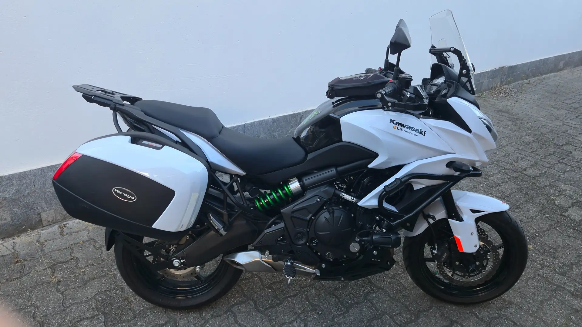 Kawasaki Versys 650 ABS Wit - 2