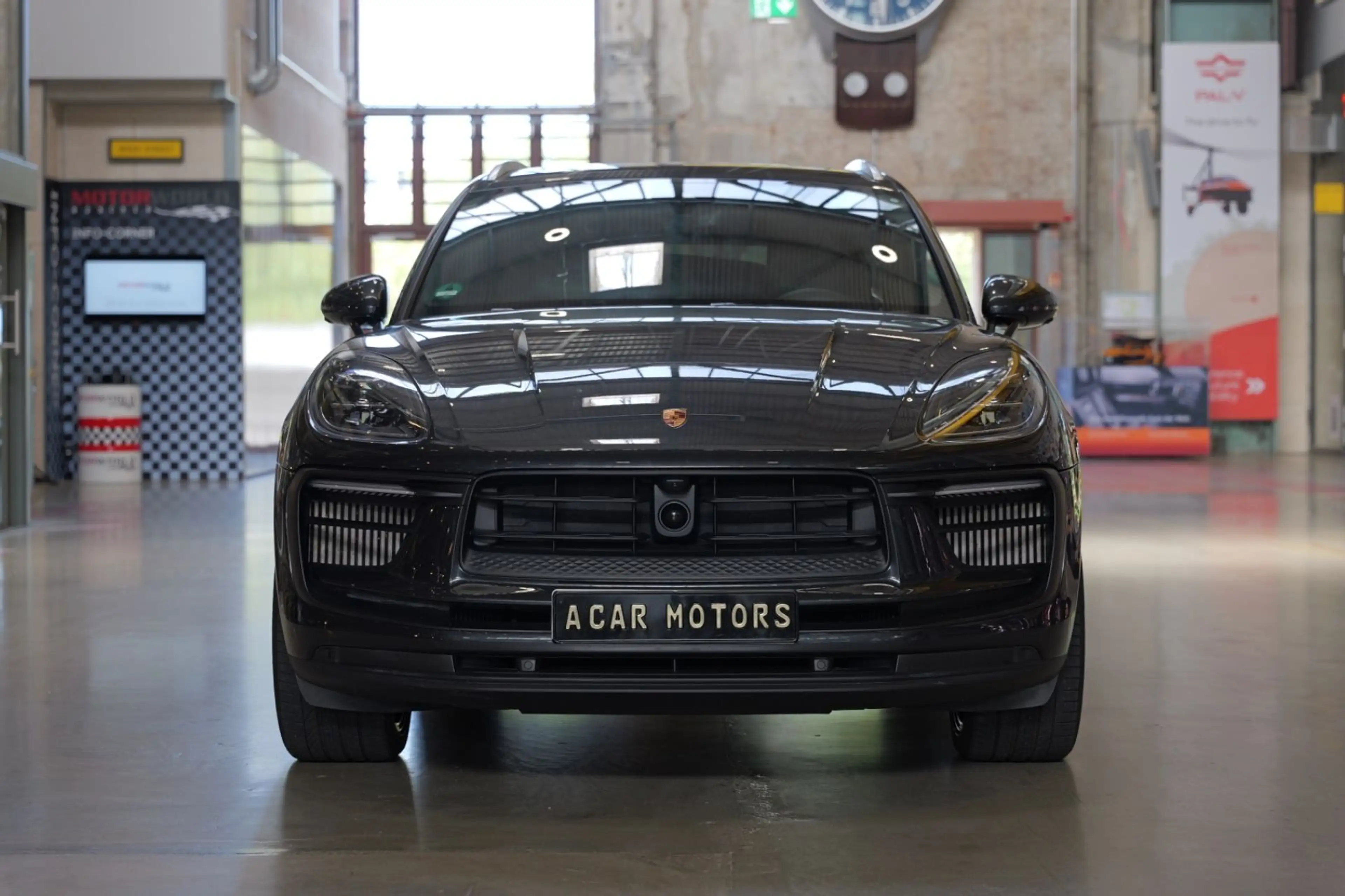 Porsche Macan S *LED*PANO*21"*Luftfederung*PASM*BOSE — photo 2