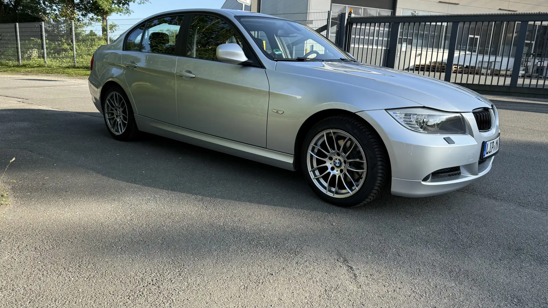 BMW 318 D LCI - 2