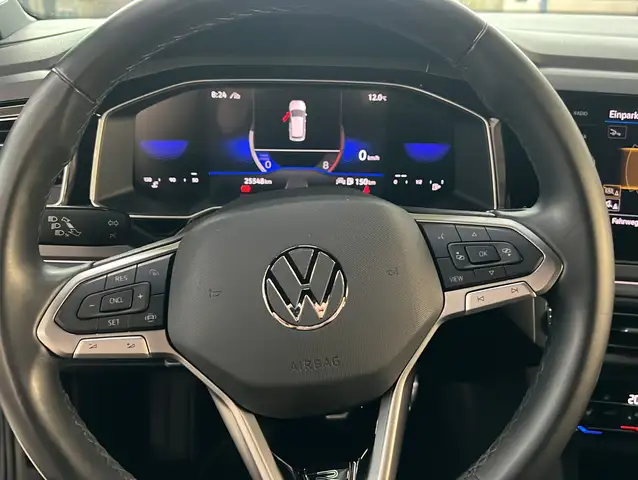 Volkswagen Polo view 9