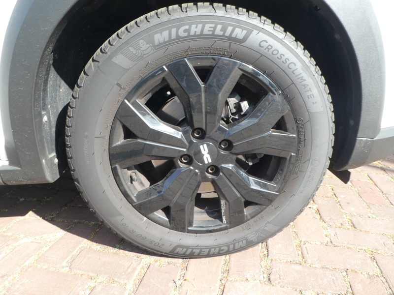 Dacia Jogger 1.0 TCe 100 ECO-G Extreme 7p. LPG, Clima, Camers, — photo 17