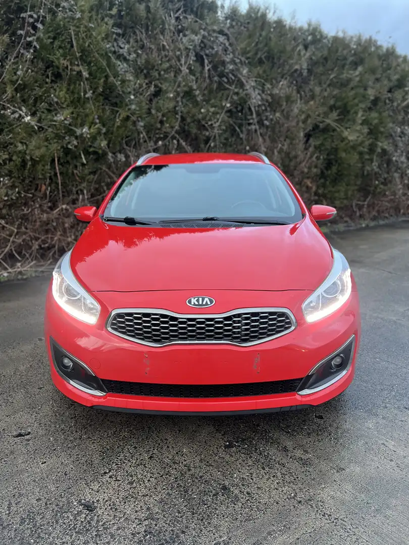 Kia Ceed SW / cee'd SW Cee'd SW 1.6 CRDi Business Mind ISG DCT - 2