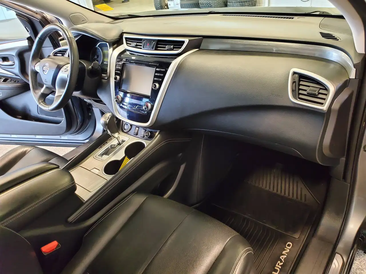 Nissan Murano снимка Nissan Murano