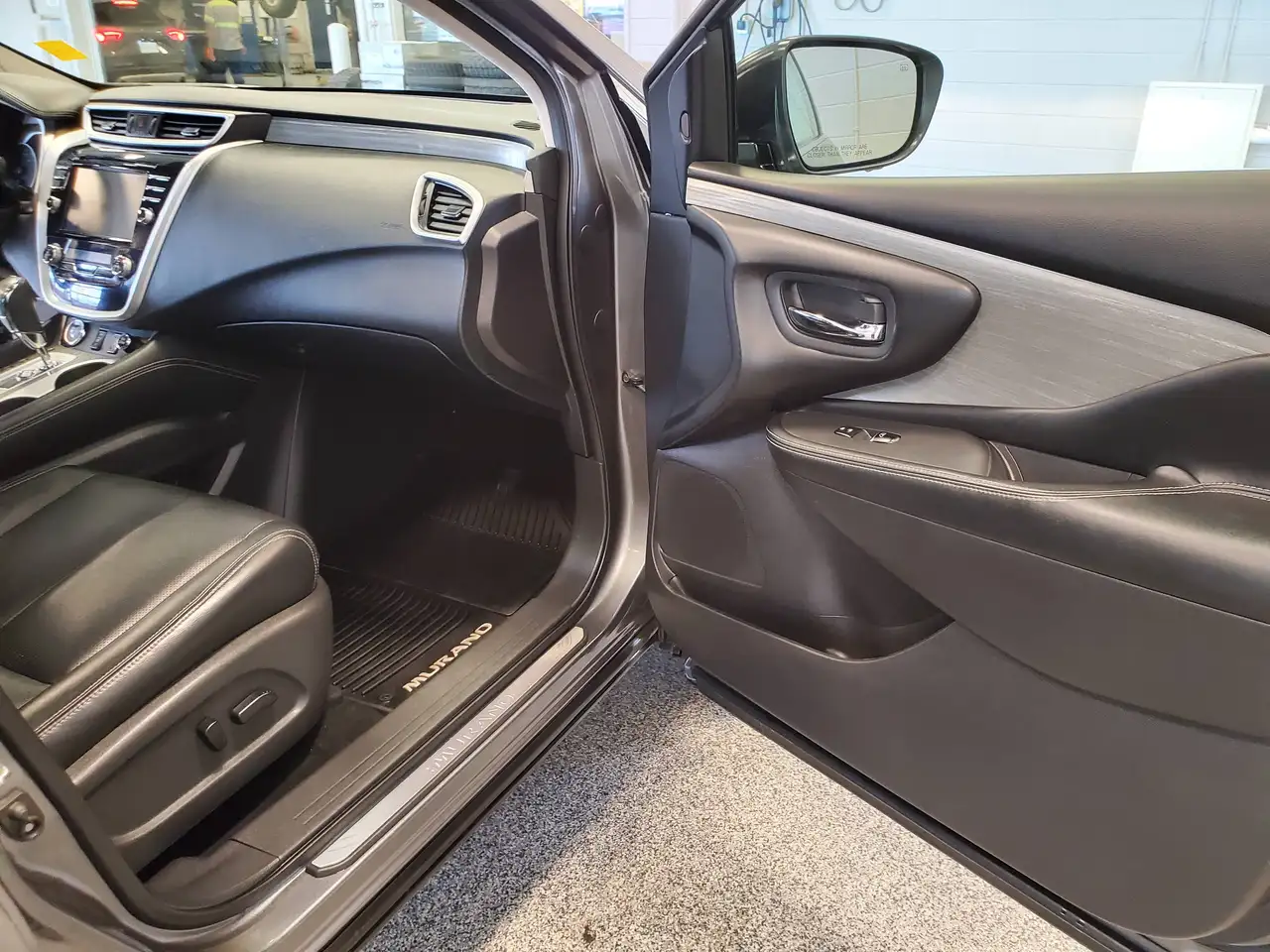 Nissan Murano снимка Nissan Murano