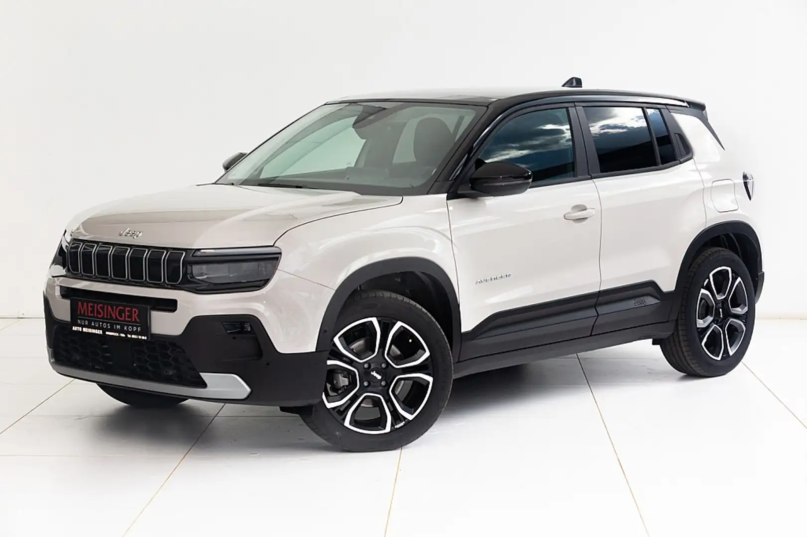 Jeep Avenger BEV 54kWh Altitude Beige - 1
