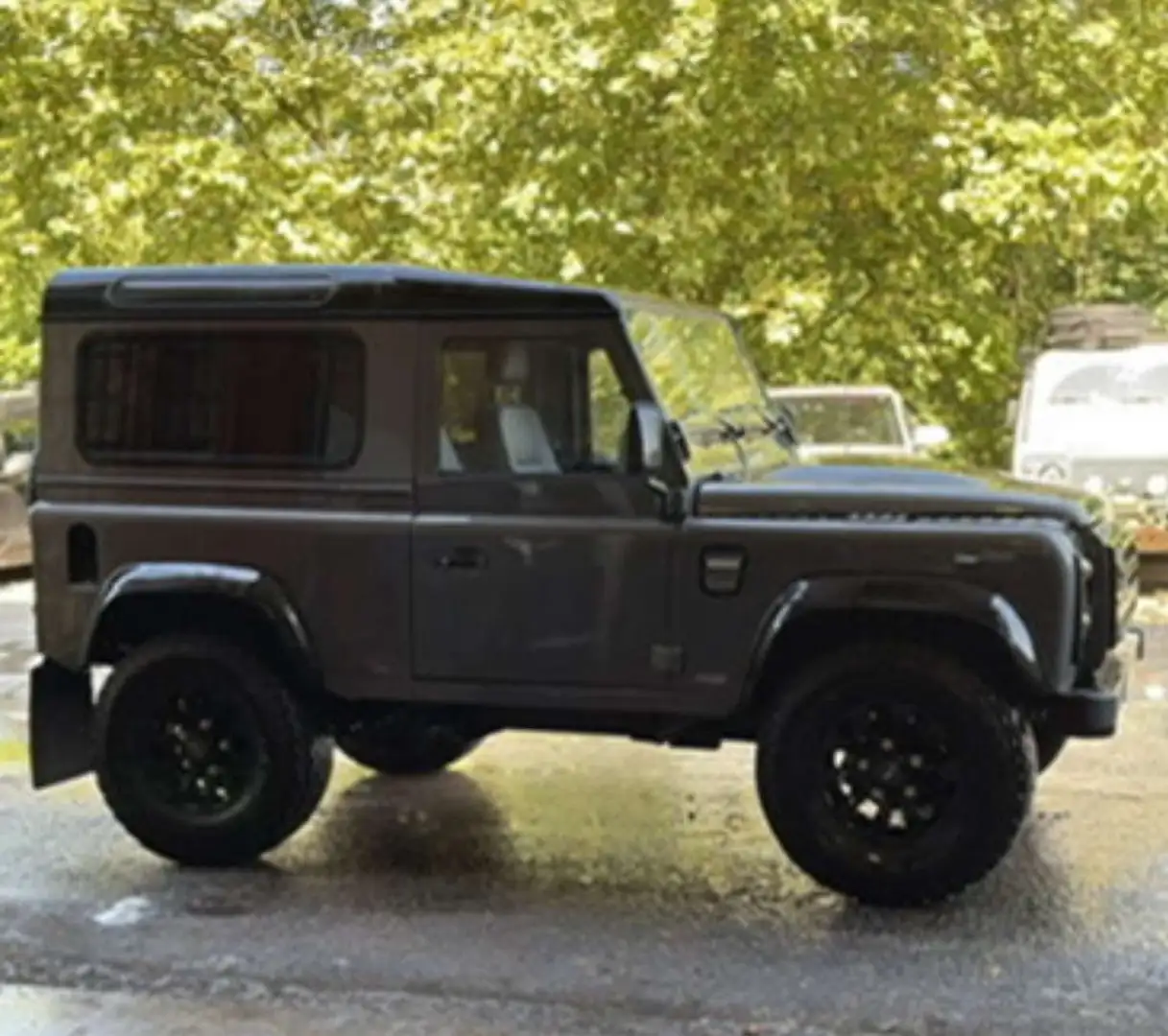 Land Rover Defender 90 Station Wagon SE - 2