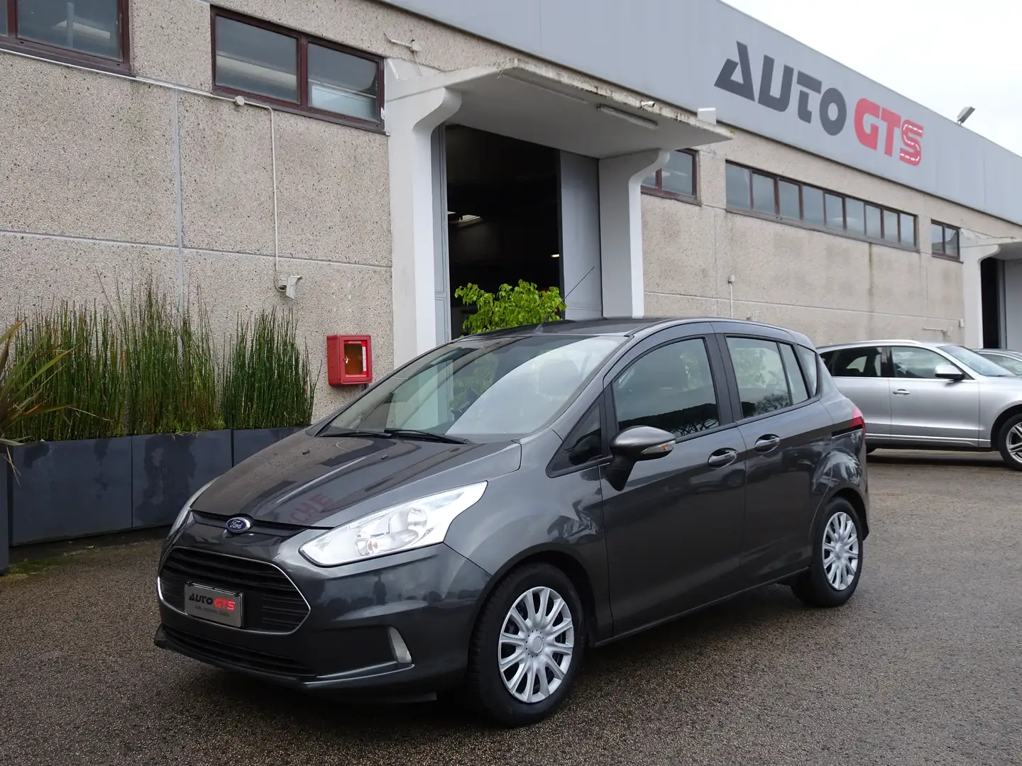 Ford B-Max B-Max 1.4 Plus Gpl 87cv E6 Gris - 1