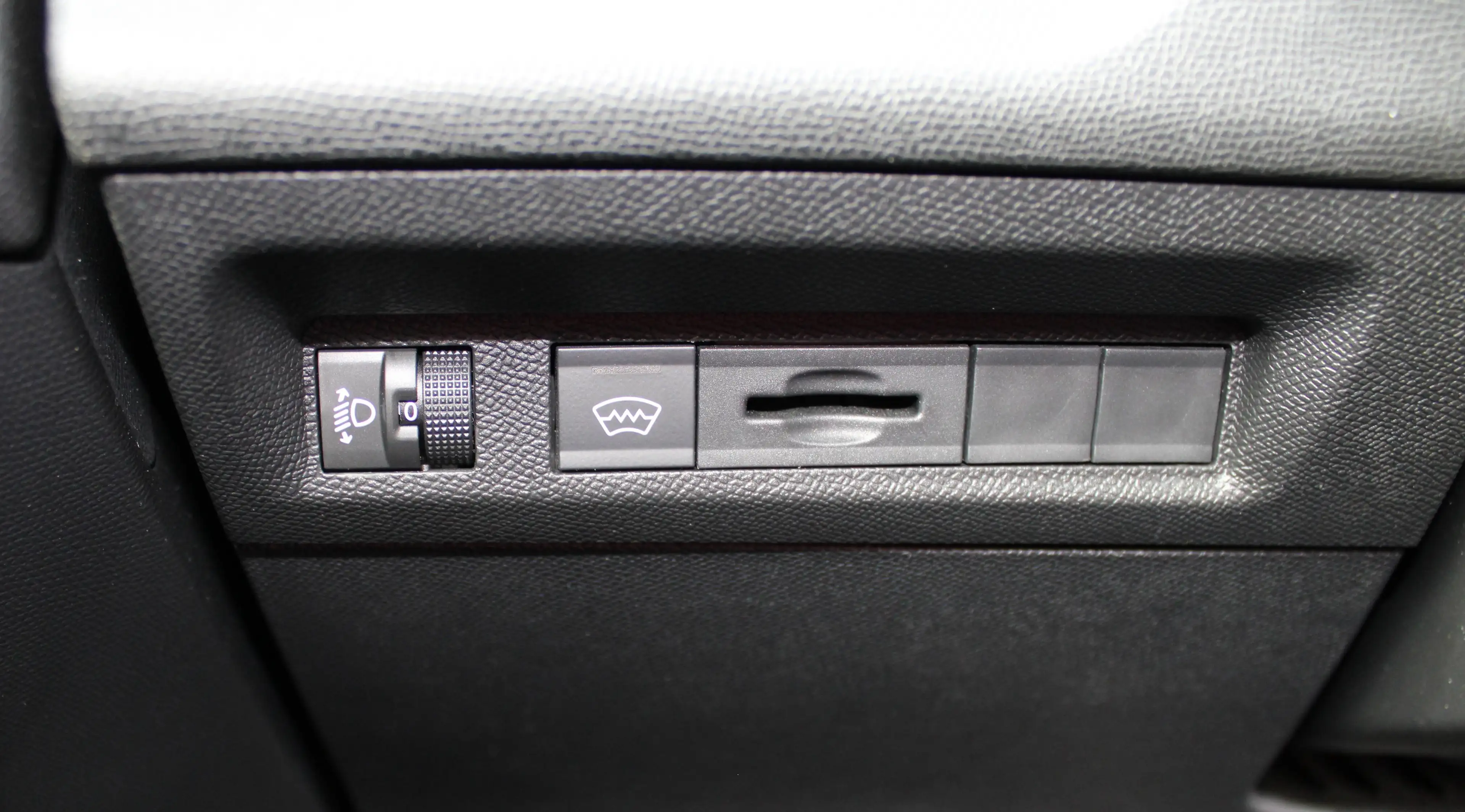 Peugeot 408 1.2 PureTech 26734 km nieuwe staat!!! — photo 12