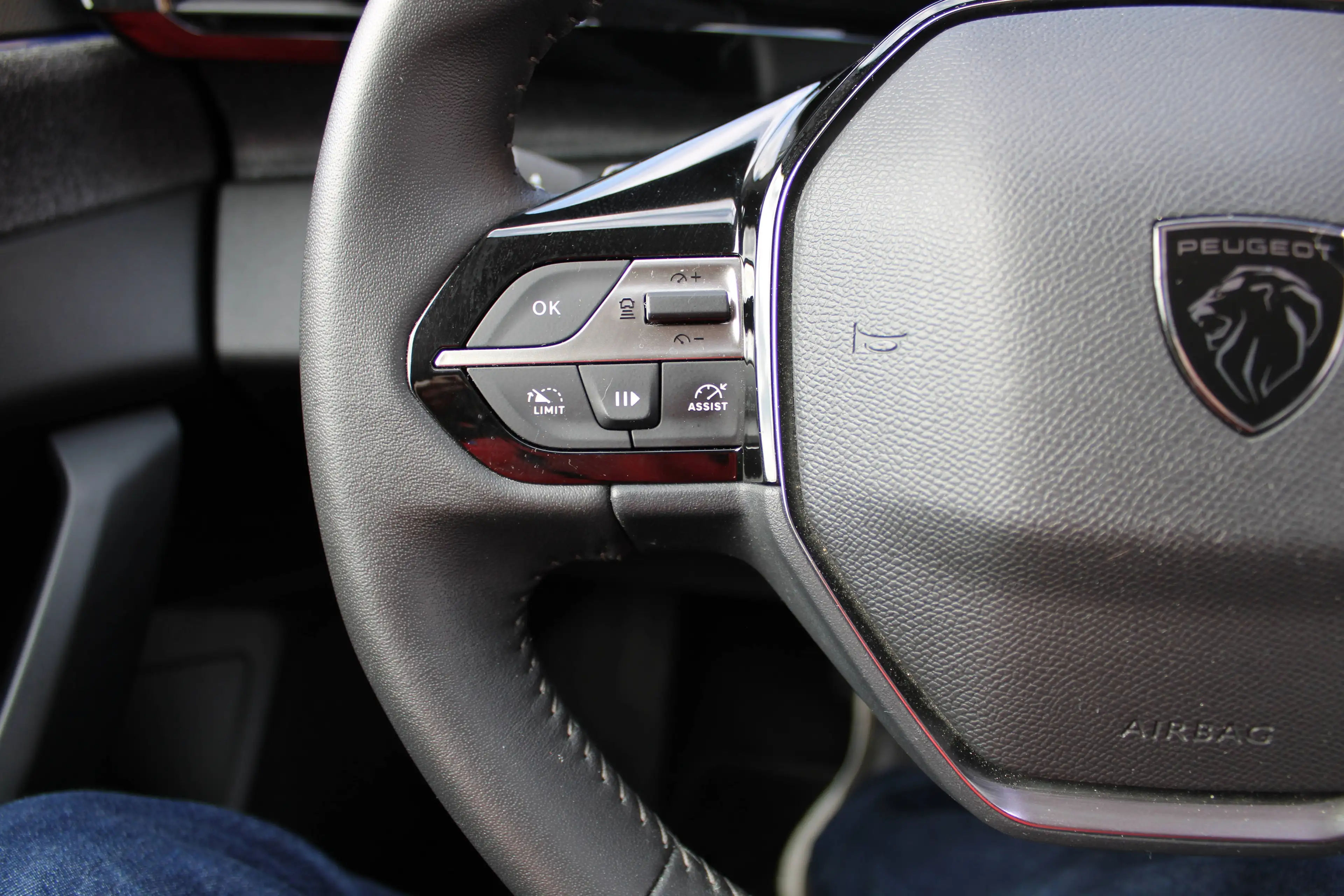 Peugeot 408 1.2 PureTech 26734 km nieuwe staat!!! — photo 13