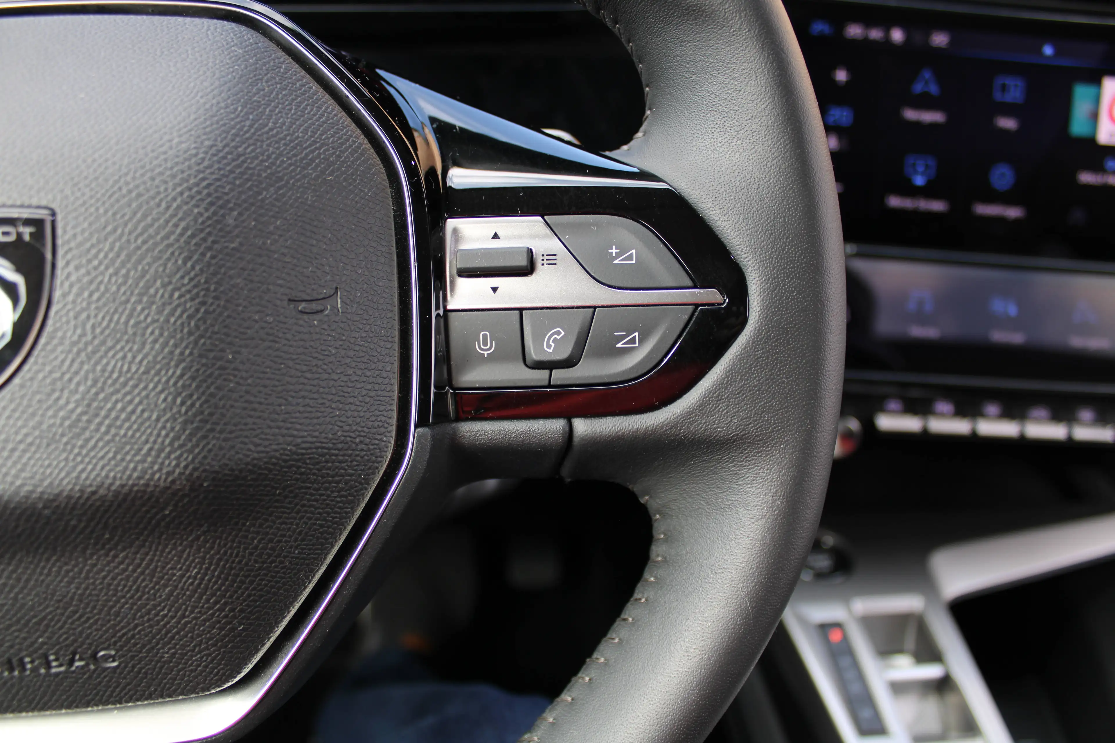 Peugeot 408 1.2 PureTech 26734 km nieuwe staat!!! — photo 14