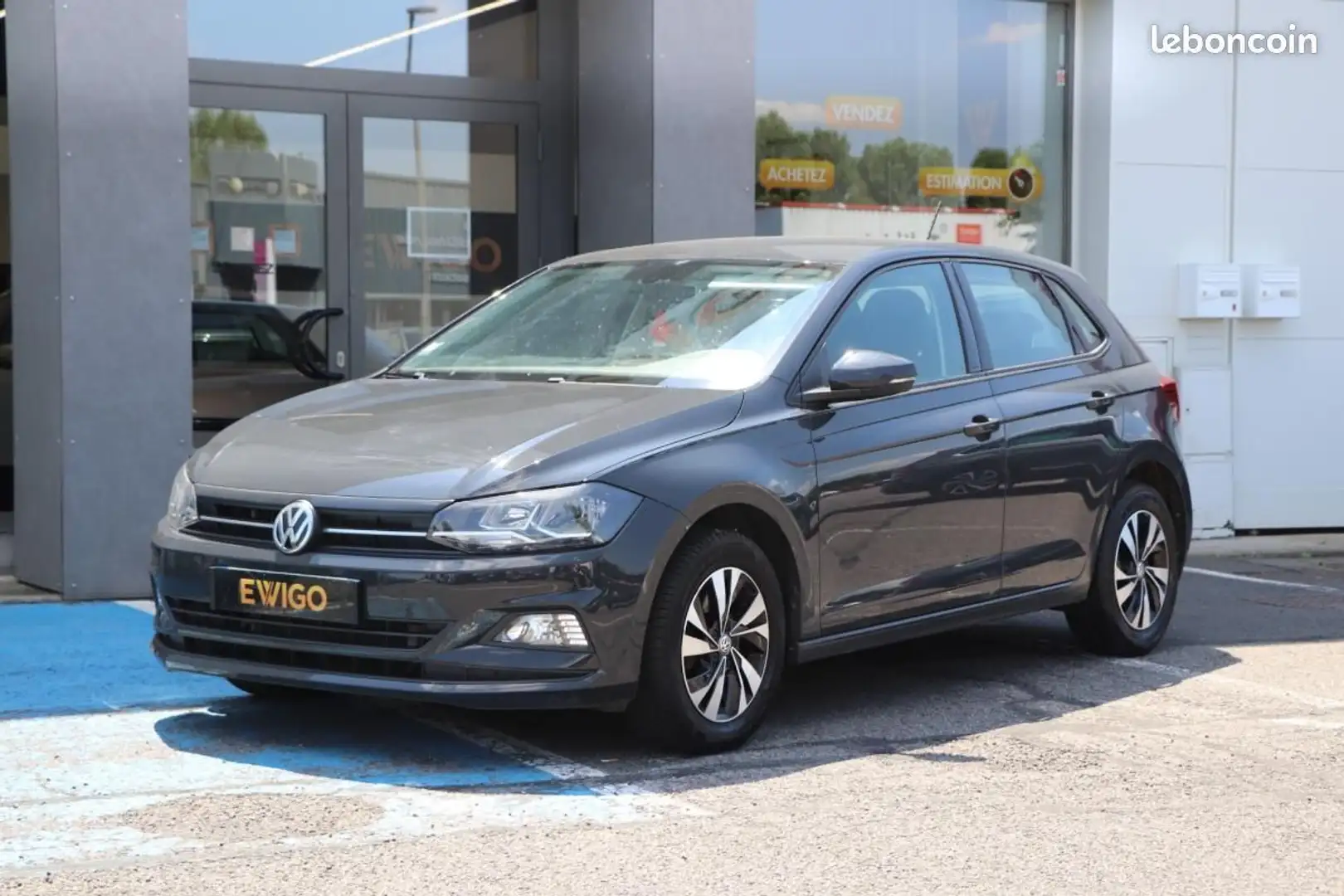 Volkswagen Polo 1.6 TDI 95 CONFORT LINE Gris - 1