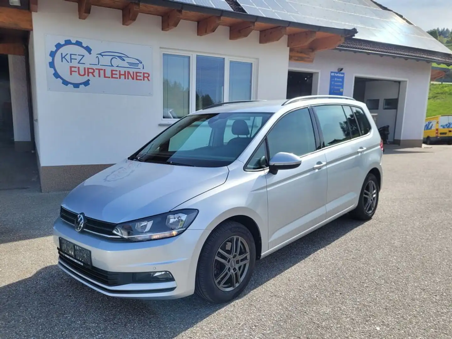 Volkswagen Touran TDI DSG Silber - 1