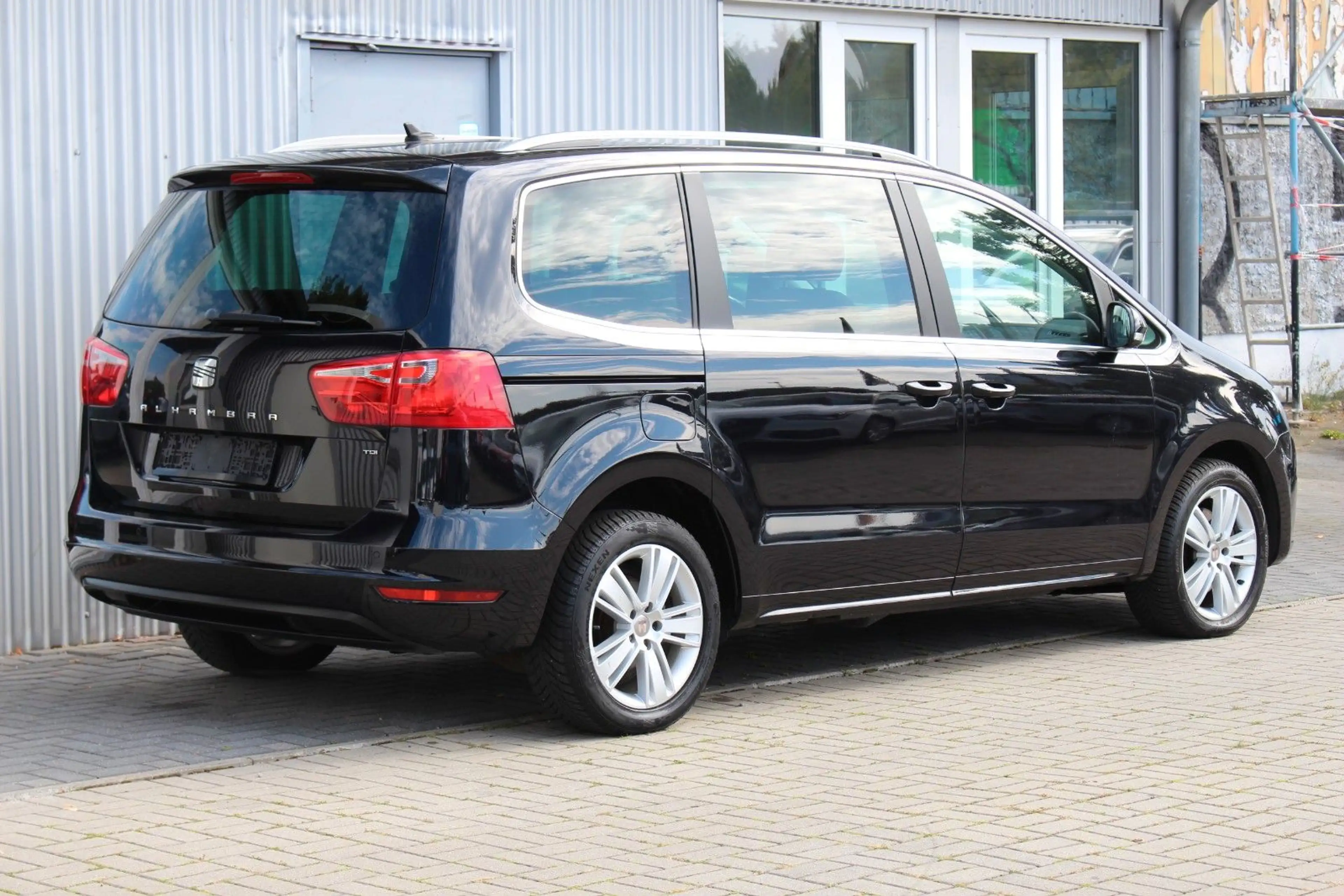 SEAT Alhambra Style 2.0 TDI Auto.+7Sitzer+Navi+Kamera — photo 6