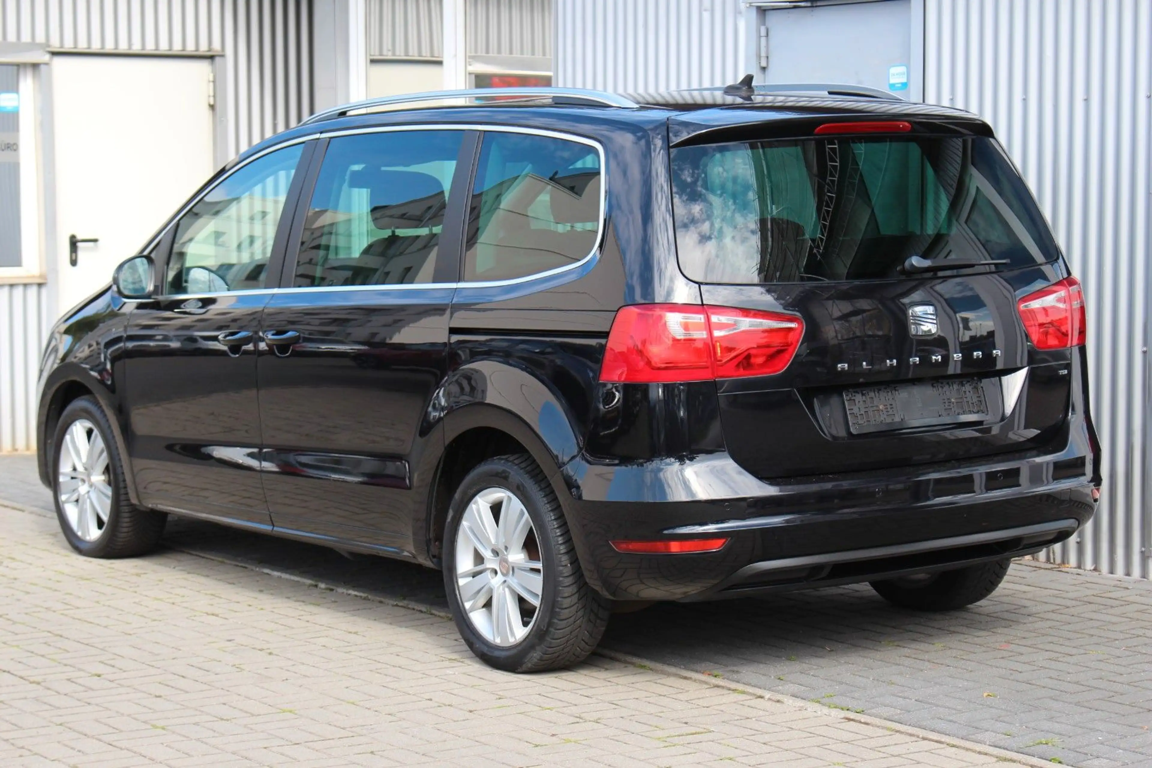 SEAT Alhambra Style 2.0 TDI Auto.+7Sitzer+Navi+Kamera — photo 3