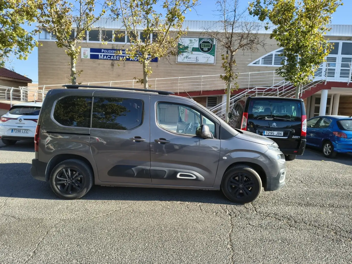 Citroen Berlingo BlueHDi S&S Talla M 100 años 130 Gris - 1