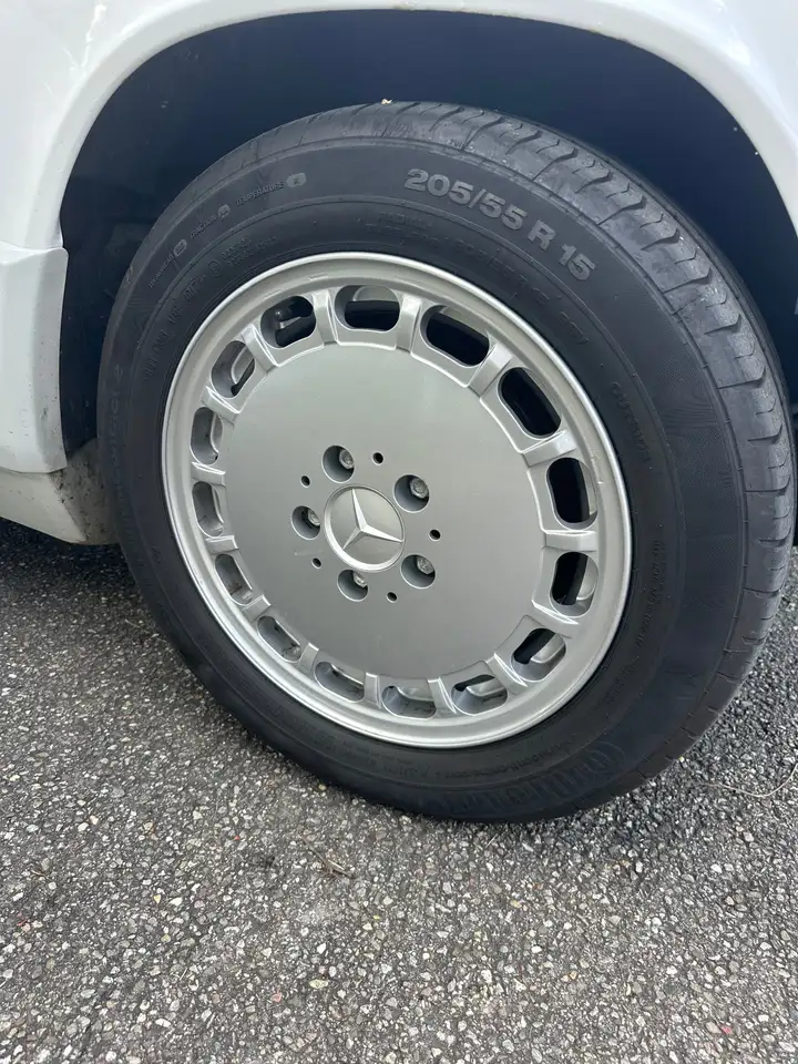 Mercedes-Benz 190 E, foto 5