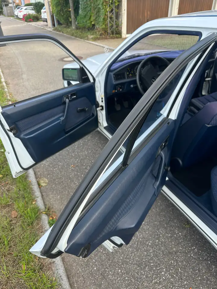 Mercedes-Benz 190 E, foto 10