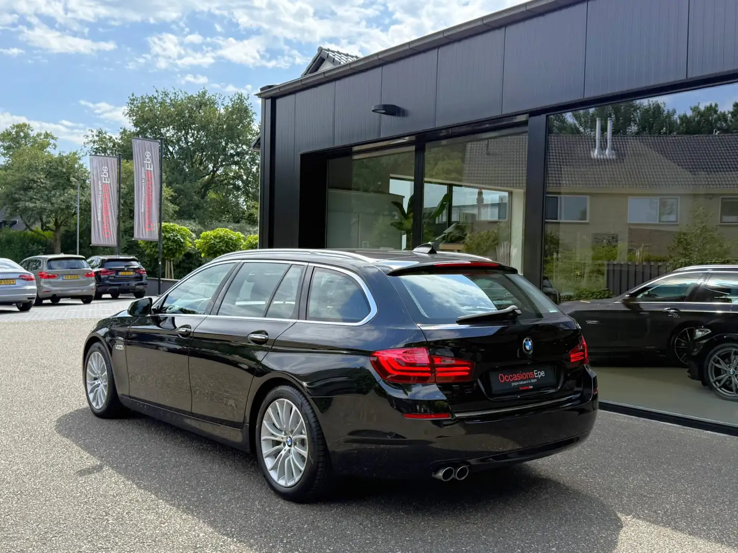 BMW 520 5-Serie Touring 520i Luxury Line Comfortzetels LCI Zwart - 2