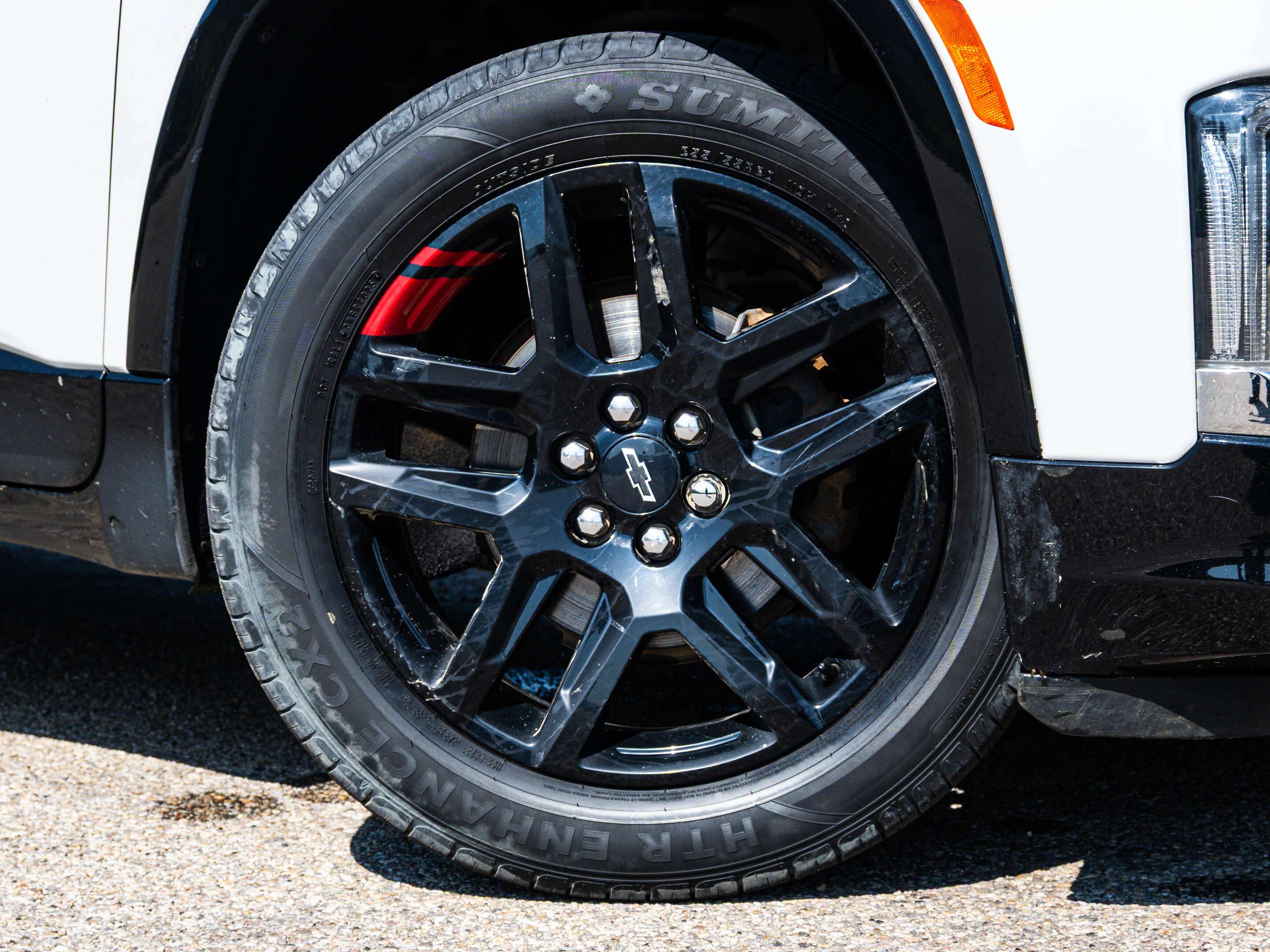 2023 Chevrolet Traverse Premier Redline Edition 3.6L 7-Passenger AWD | Sun — снимка 1