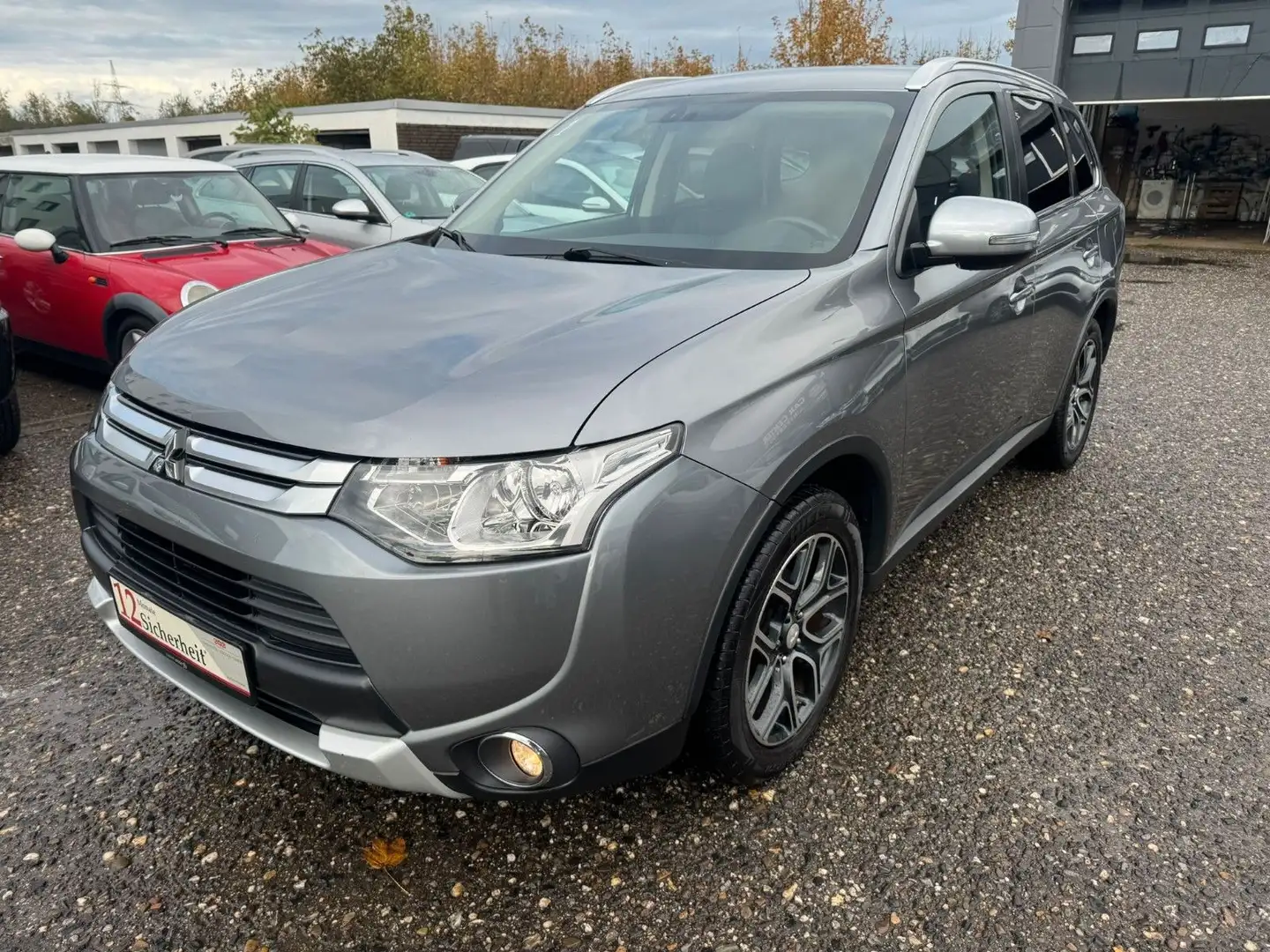 Mitsubishi Outlander Vollleder *Automatik*CAM Gris - 2