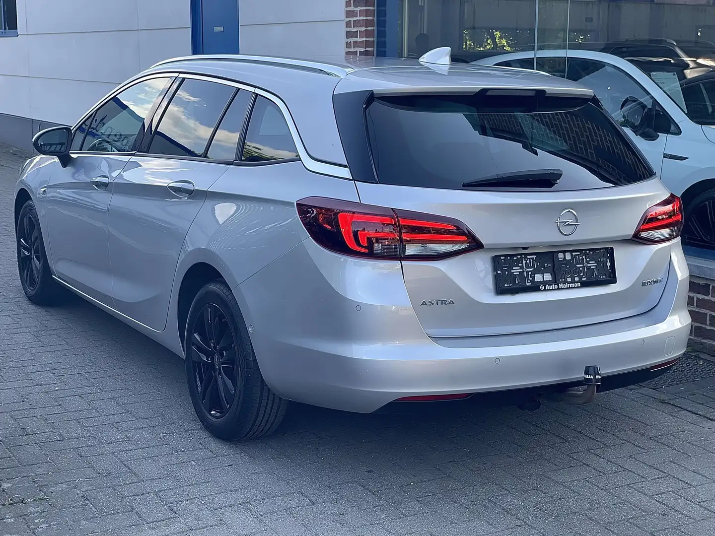 Opel Astra OPEL ASTRA 1.0i BLACK ÉDITION Grijs - 2