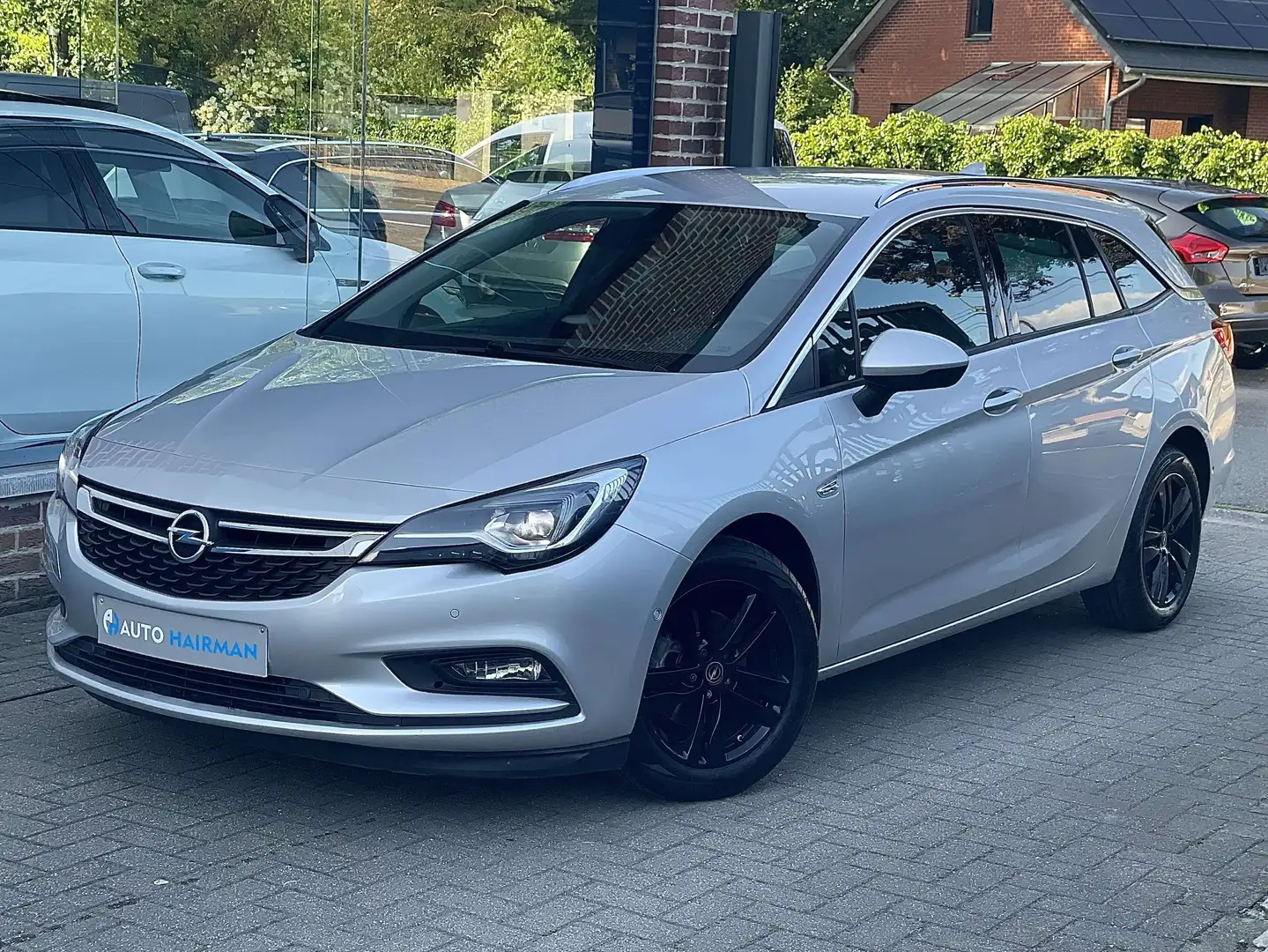 Opel Astra OPEL ASTRA 1.0i BLACK ÉDITION Grijs - 1